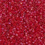 Miyuki delica Perlen 10/0 - Opaque red luster DBM-214